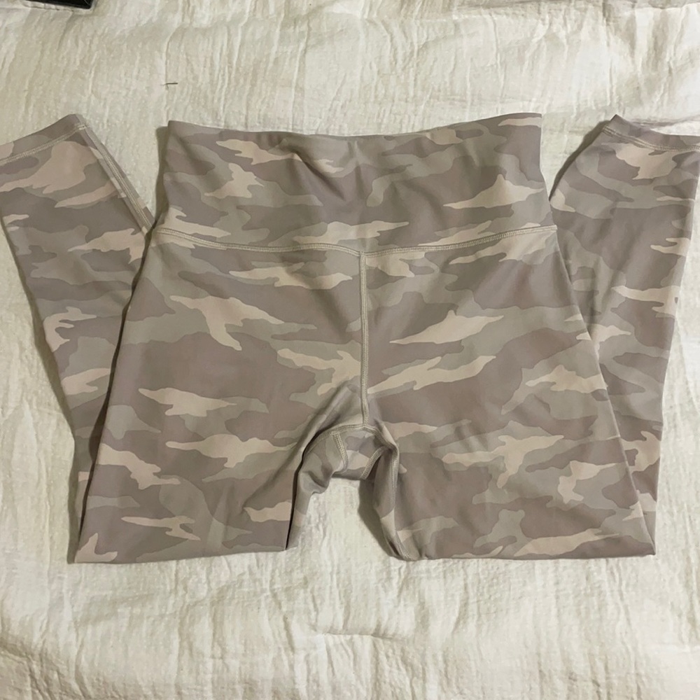 Athleta Elation 7/8 tight